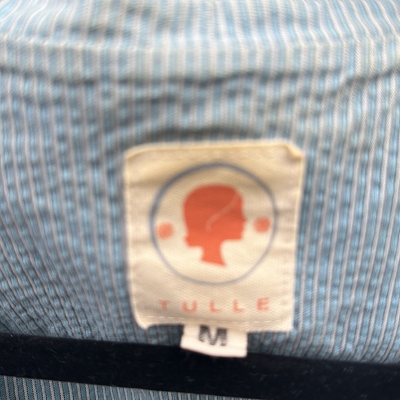 Tulle vest 5 button down belt on back 100% cotton lght blue with white stripes M - Picture 3 of 7